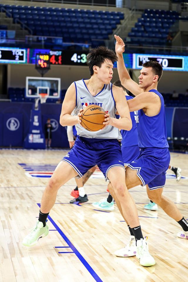 1747352360111052766.jpg yanghansen.jpg